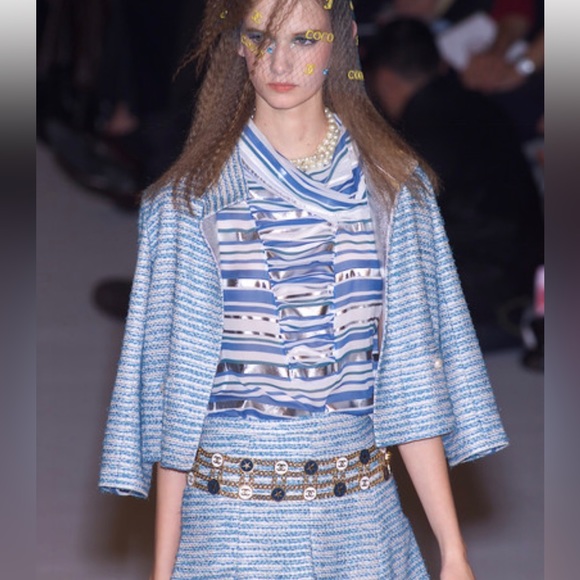 Chanel Spring 2001 Star Logo Double Row Chainlink Belt - Picture 8 of 14